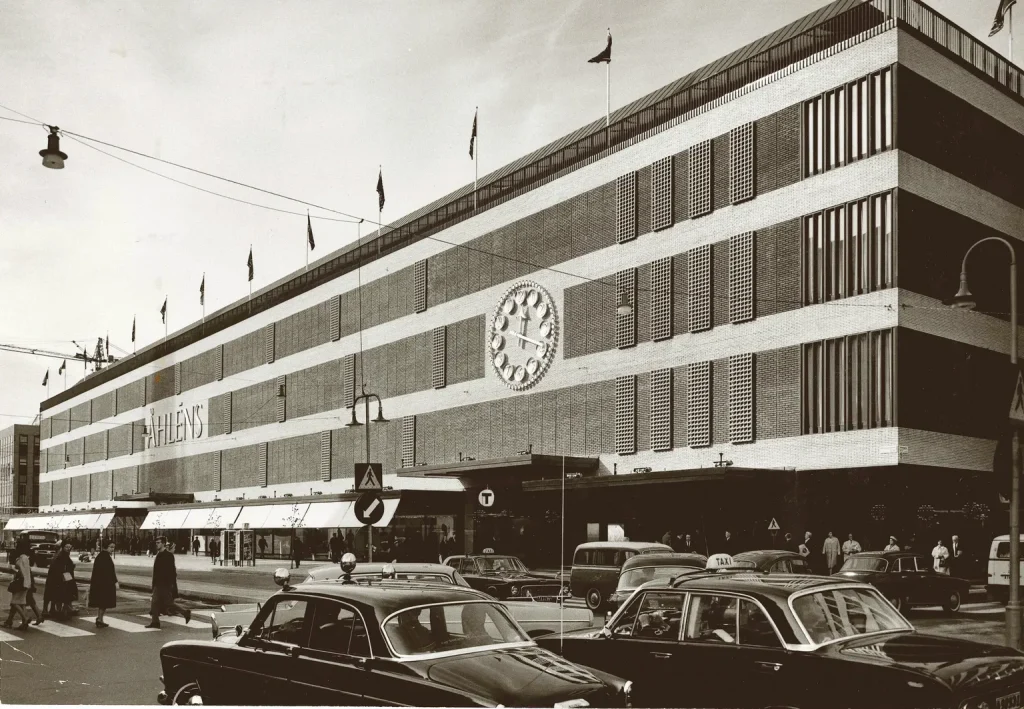 Our history, image of Åhléns building